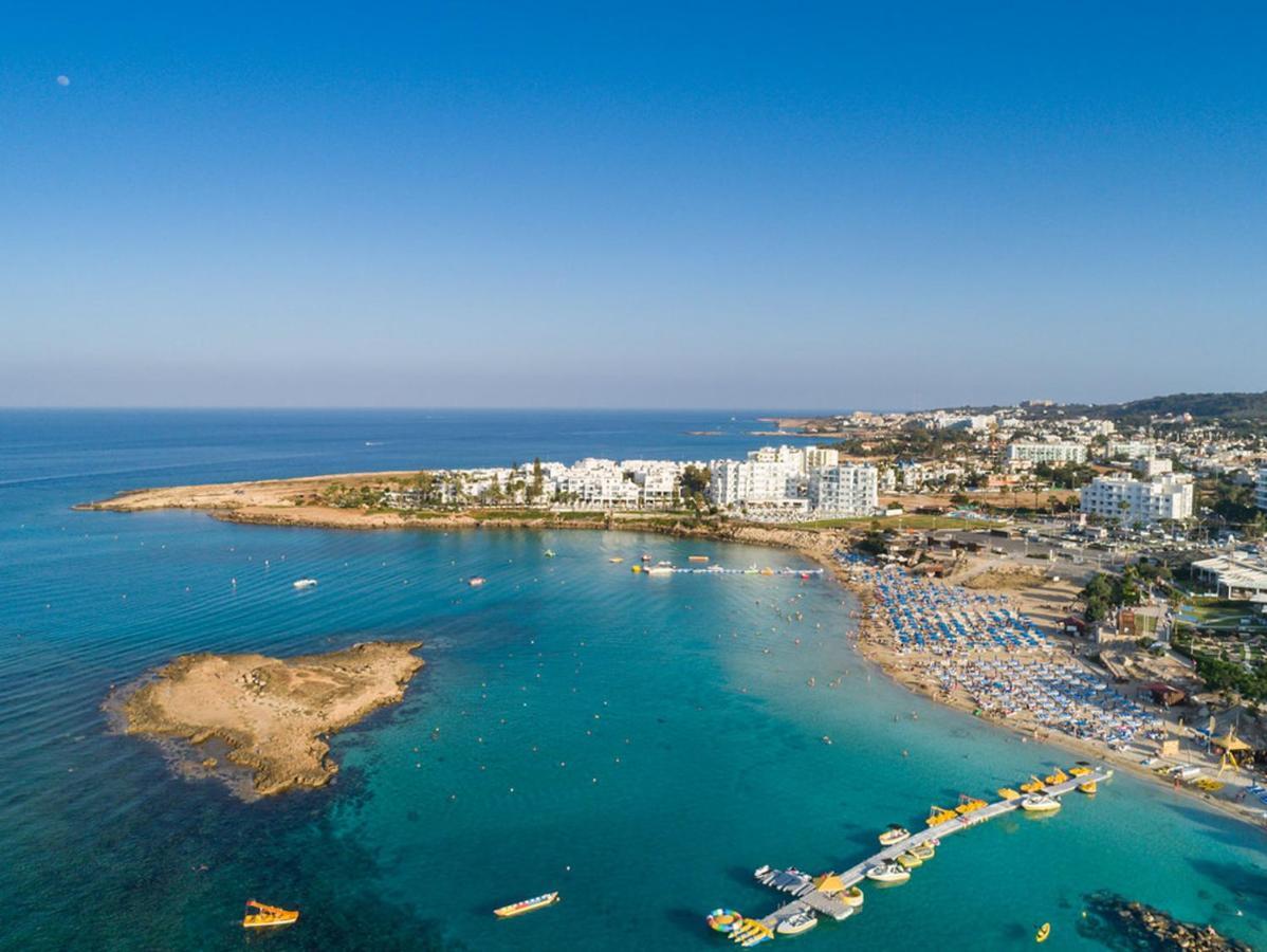 Island Home Seaside Villa Paralimni Exterior photo